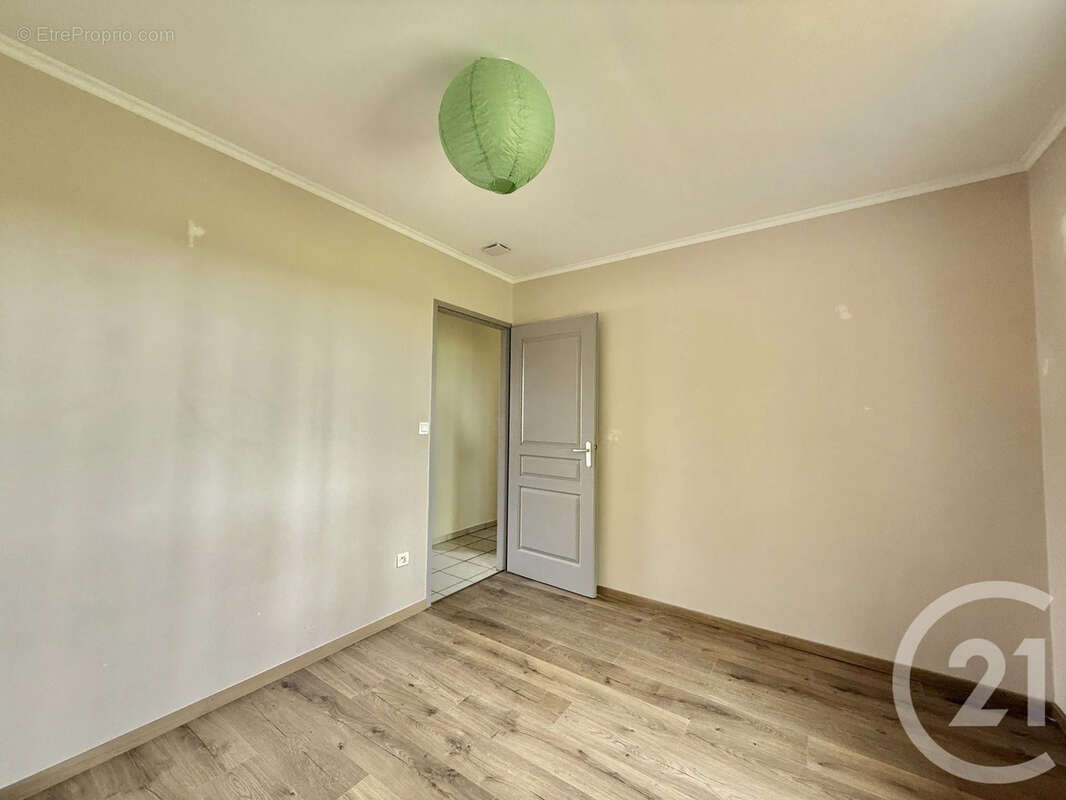 Maison à JALIGNY-SUR-BESBRE