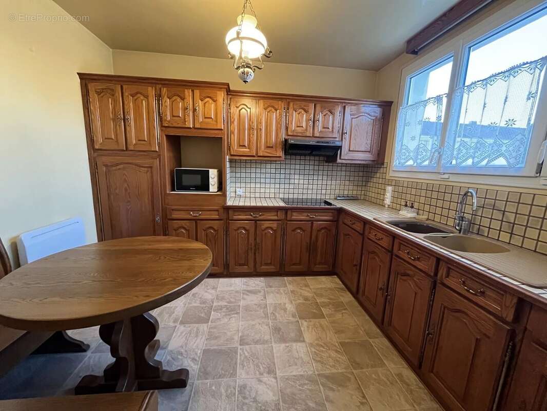 Maison à VILLEPREUX