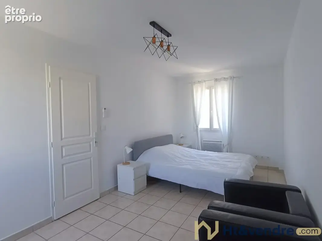 GIENS   Maison au calme, grand jardin, terrasses et vue mer - photo 14