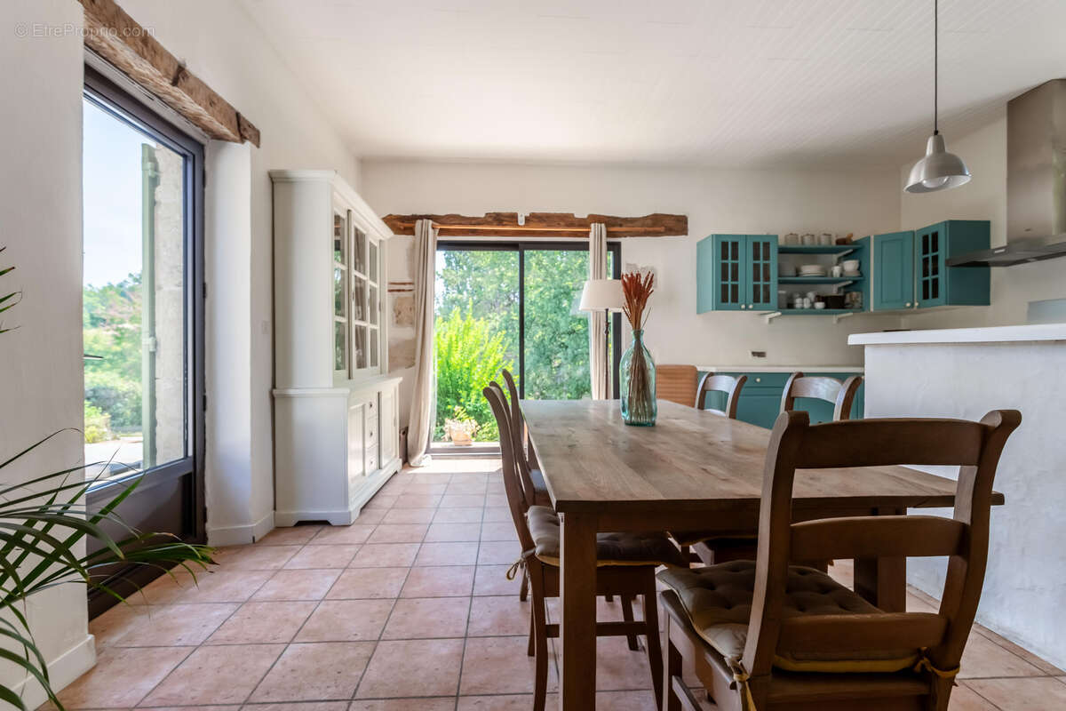 Maison de campagne avec piscine et grange - photo 22