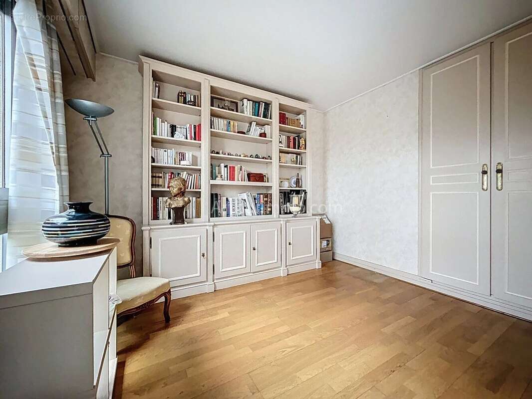 Appartement à LIMEIL-BREVANNES