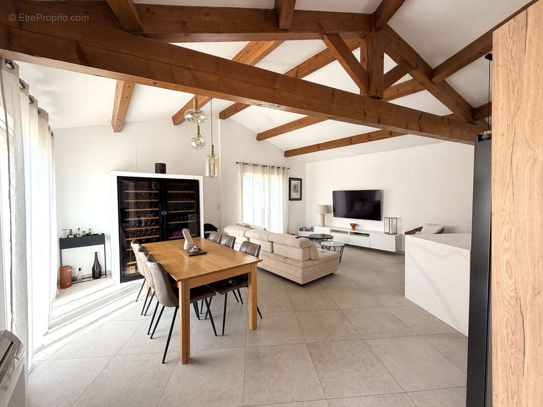 Maison à VILLENEUVE-LES-MAGUELONE