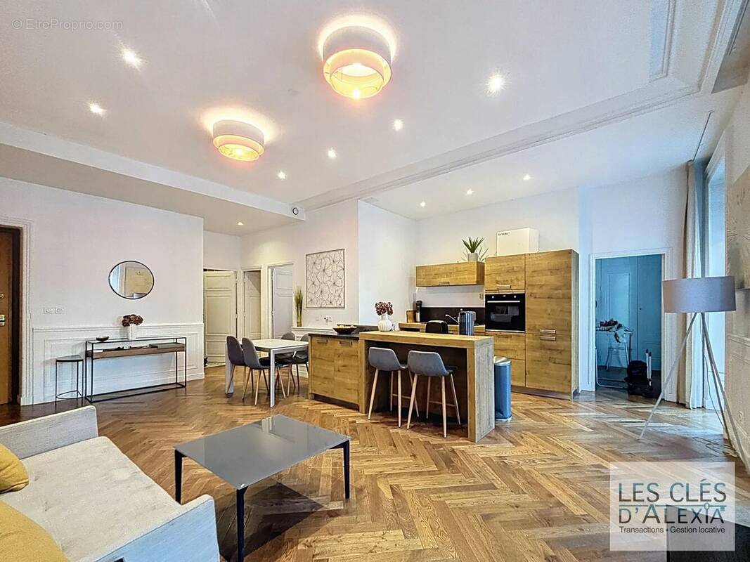 Appartement à LYON-6E