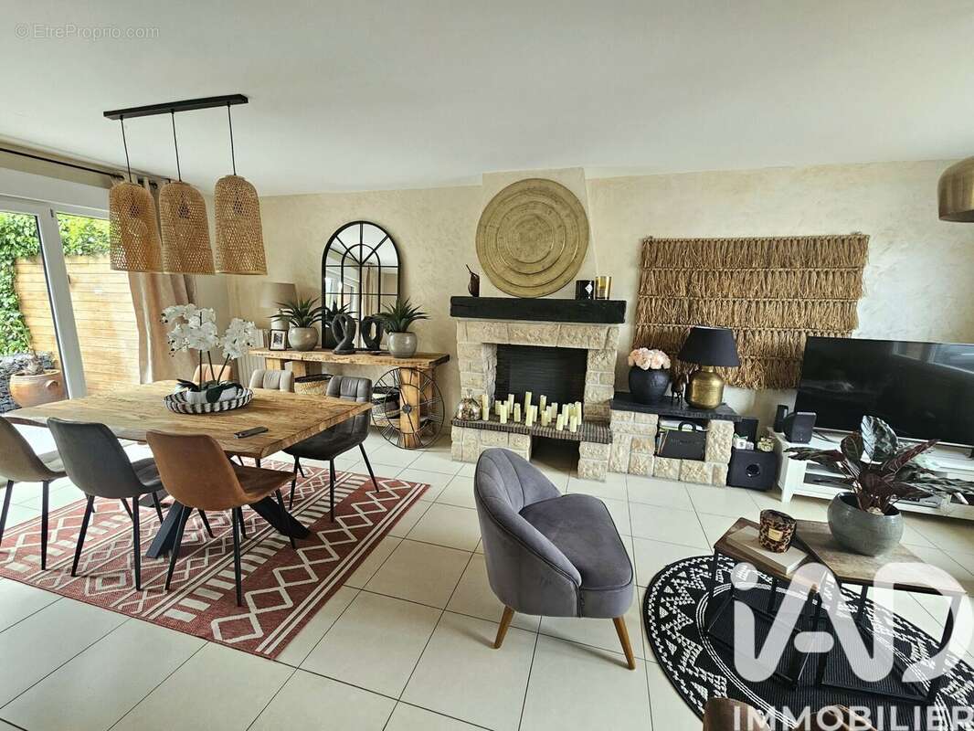 Photo 4 - Maison à FAMARS