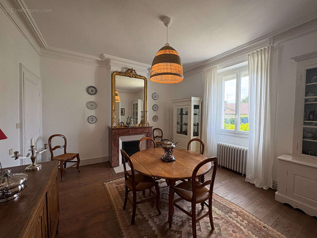 Maison à PONTONX-SUR-L'ADOUR