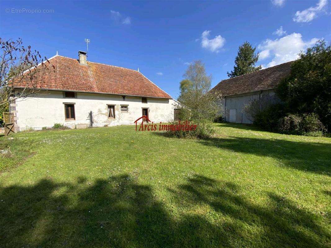 Maison à ARCIS-SUR-AUBE