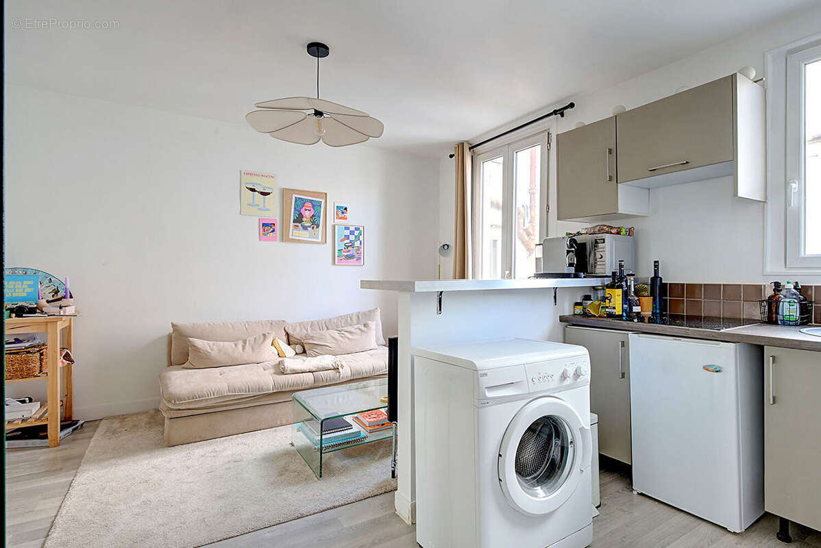 Appartement à PARIS-18E