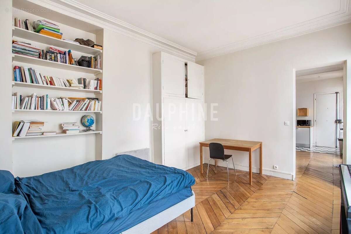 Appartement à PARIS-6E