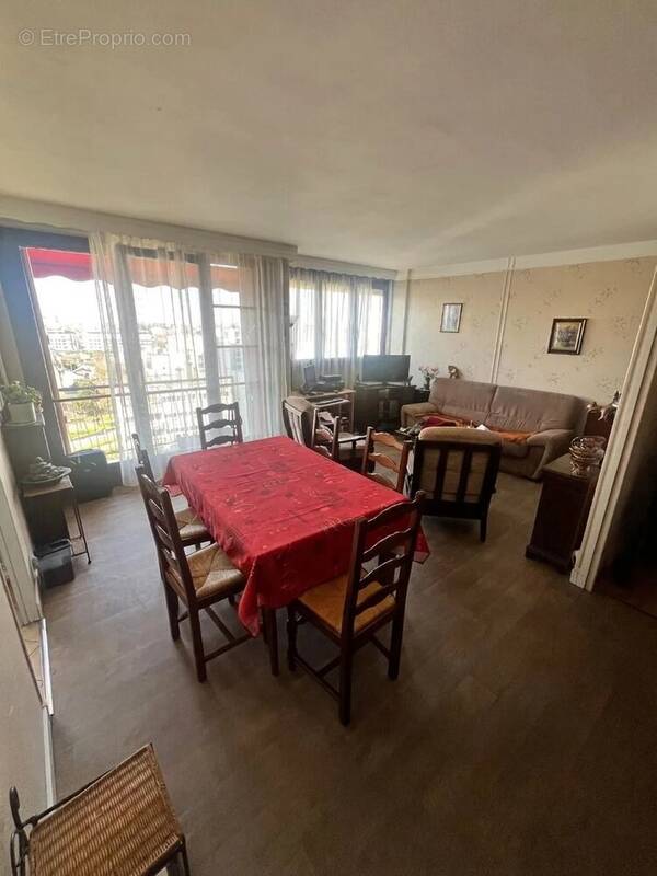 Appartement à MONTREUIL