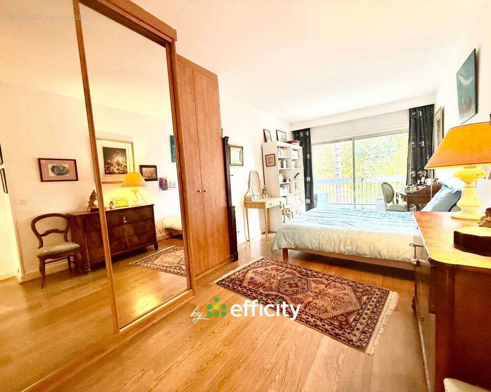 Appartement à LE CHESNAY