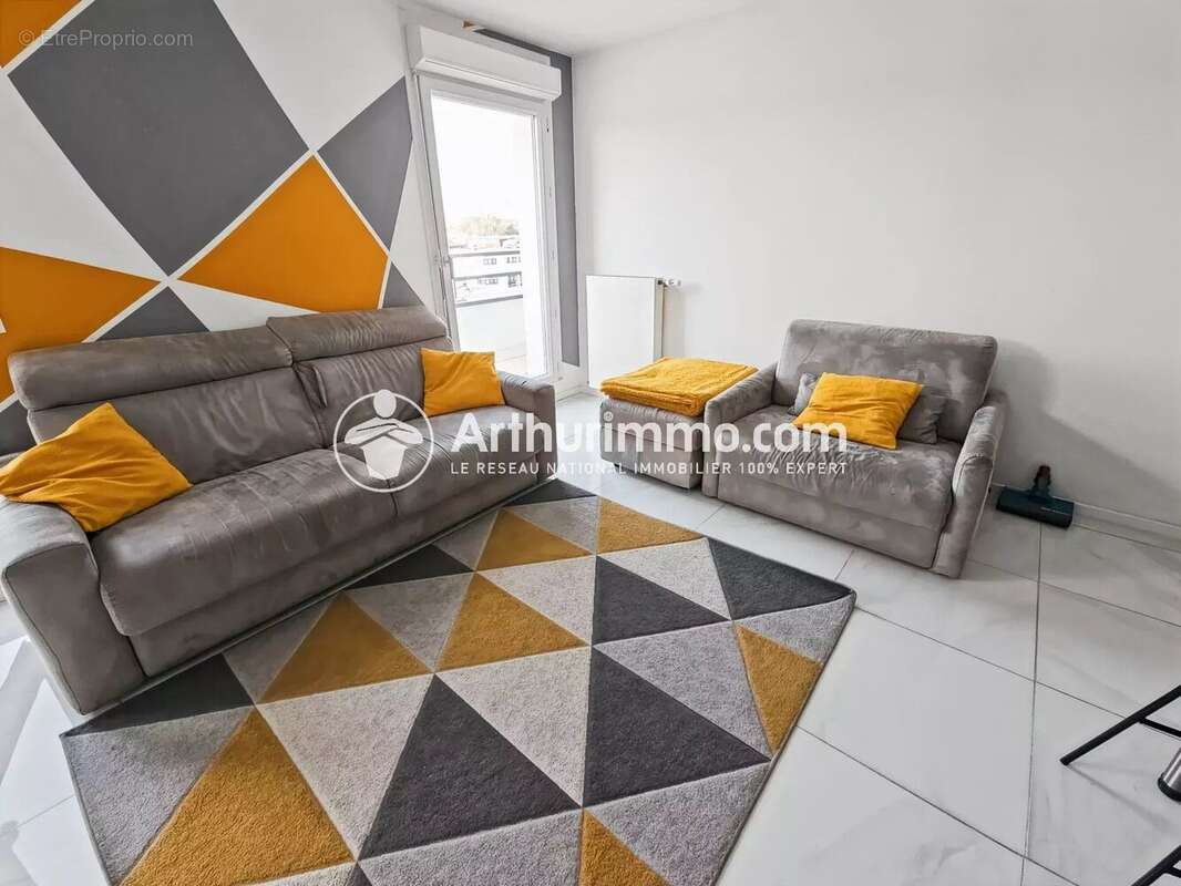 Appartement à CORBEIL-ESSONNES