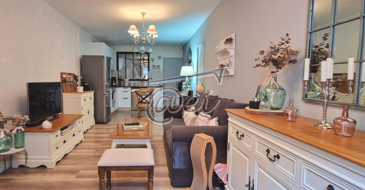 Appartement à ROQUEVAIRE