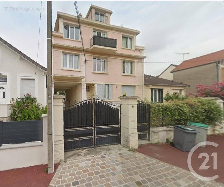 Autre à LE BLANC-MESNIL