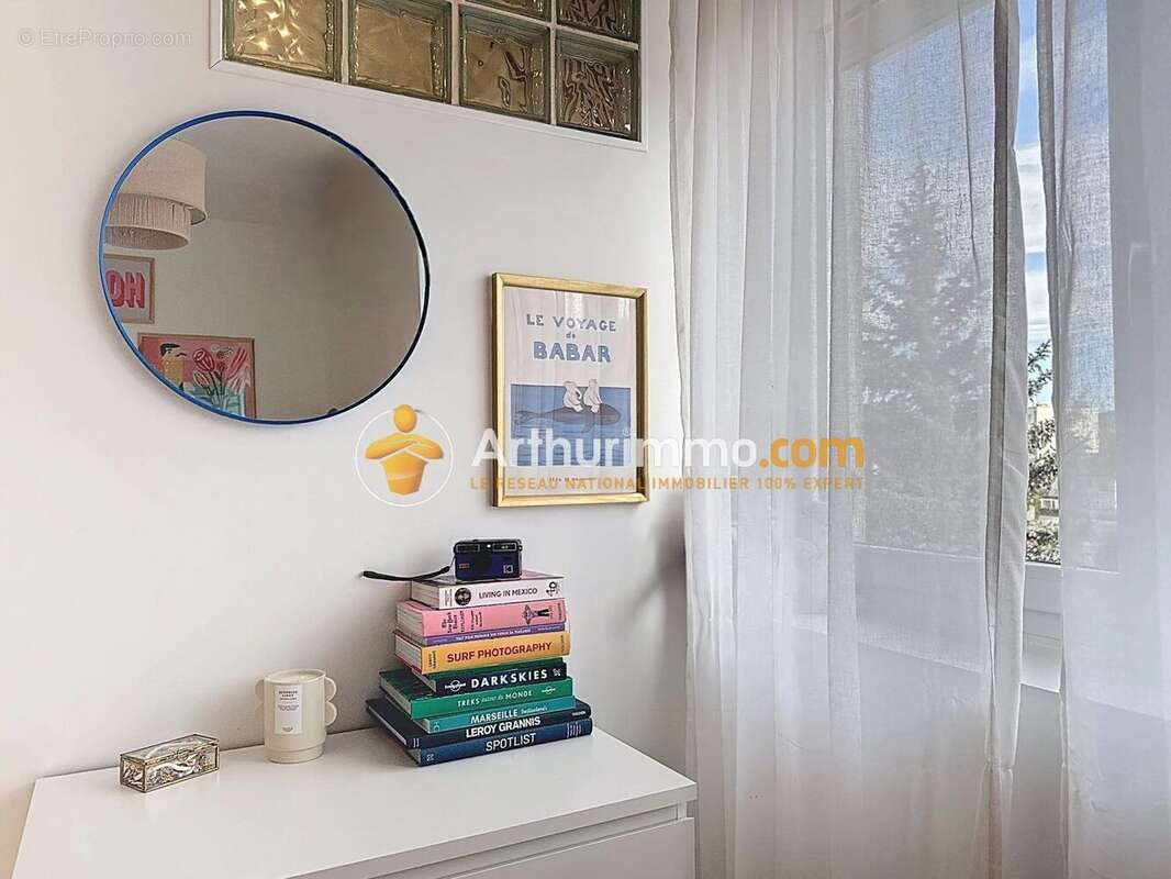 Appartement à NIVOLAS-VERMELLE