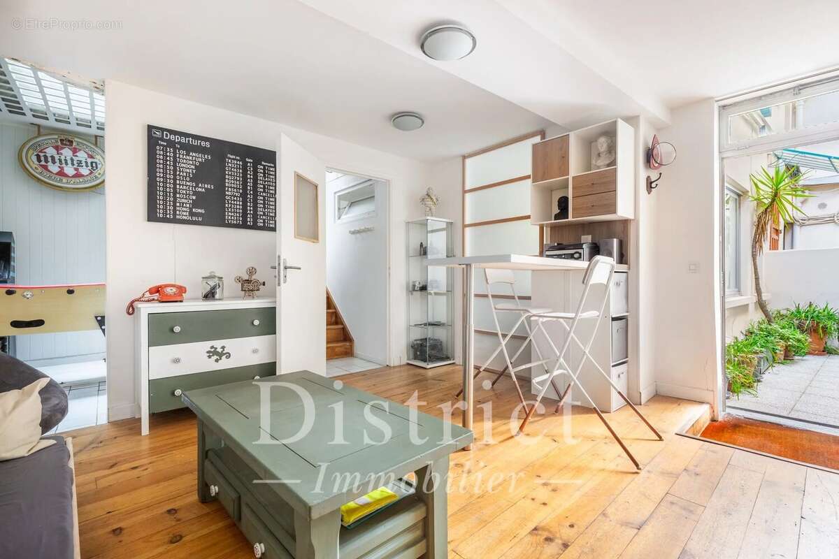Appartement à PARIS-11E