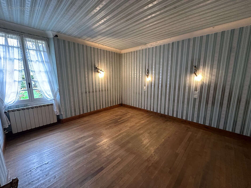 Maison à SAINT-AUBIN-EN-BRAY