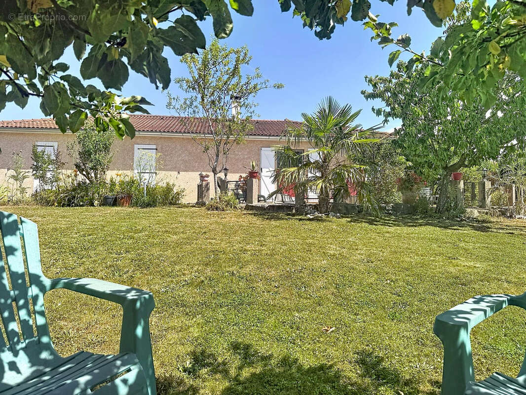 Maison de plain-pied de 109,5 m2 sur terrain constructible de 1 026 m2 - photo 15