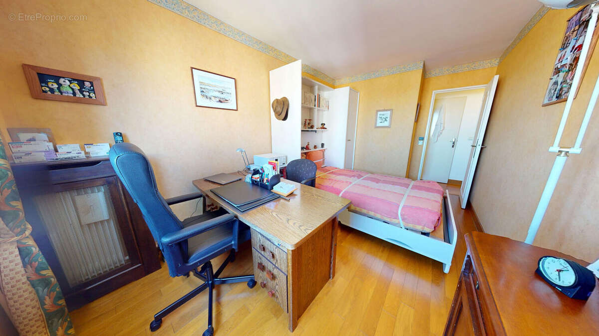 Appartement à AUBERVILLIERS