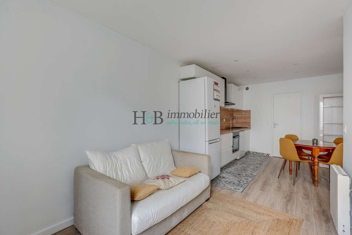 Appartement à PARIS-20E