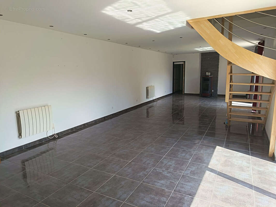 Maison à BEAUREVOIR