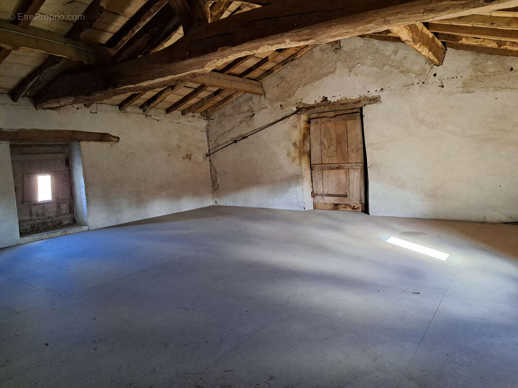 Maison à LA REGRIPPIERE