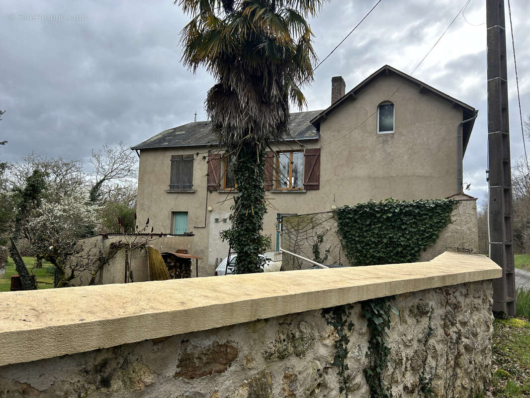 Maison à SAINT-GAULTIER