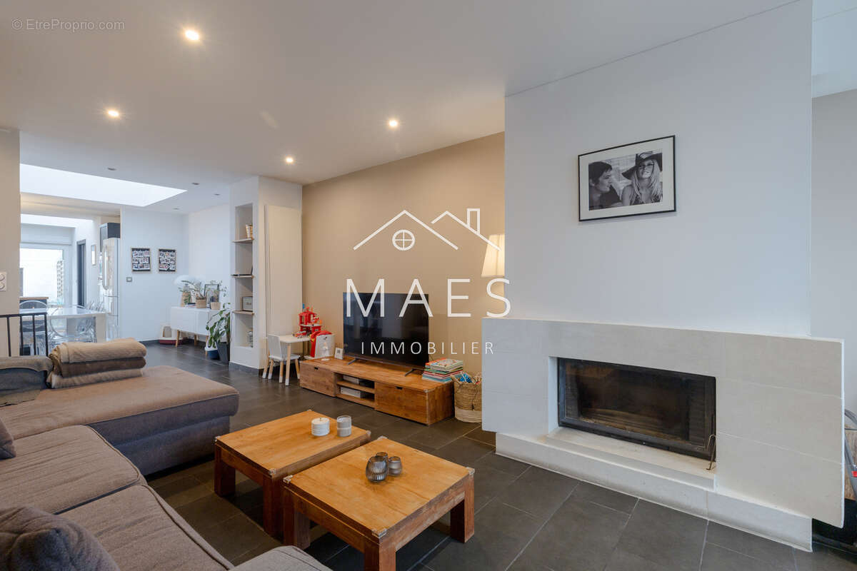 Maison à WAMBRECHIES