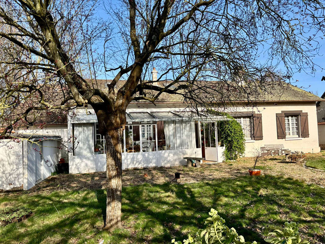 Maison à NOGENT-LE-ROI