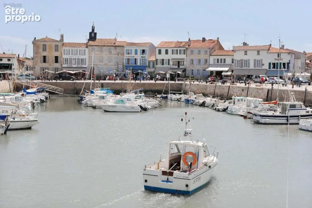 Commerce à LA FLOTTE