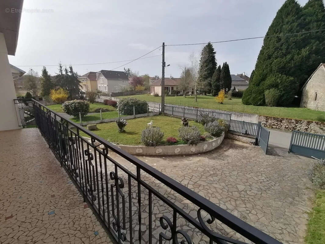 Maison à LA SOUTERRAINE