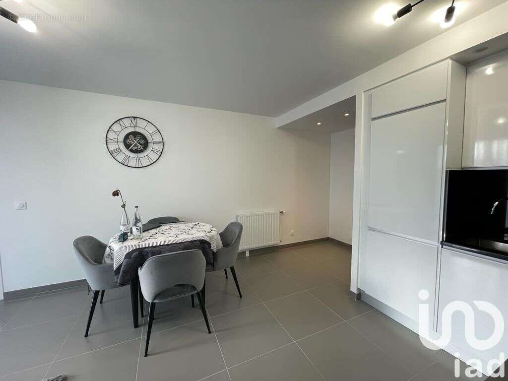 Photo 5 - Appartement à SAVIGNY-SUR-ORGE