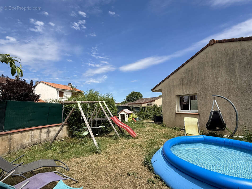 Maison à SAINT-JUERY