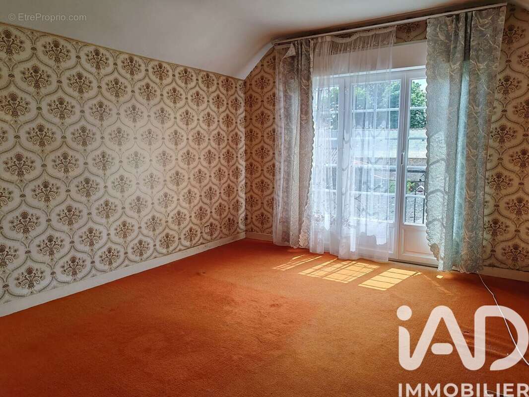 Maison 107 m² à Aubigne-Sur-Layon  - photo 6