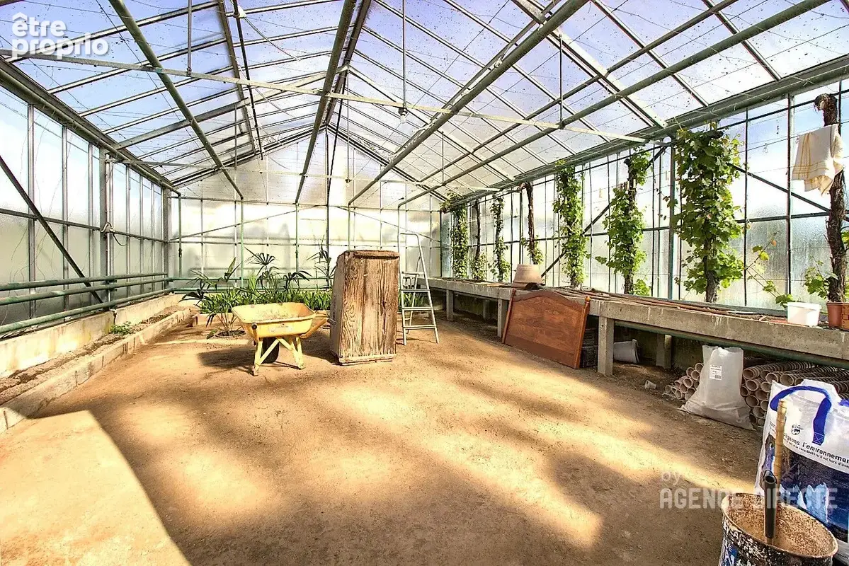 Maison de Caractère  Melesse -  480 m2 - 1 Hectare de Terrain  - Terrain de tennis et Dépendances - photo 7