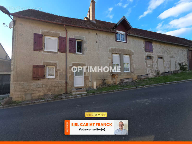 Maison à ARNAC-LA-POSTE