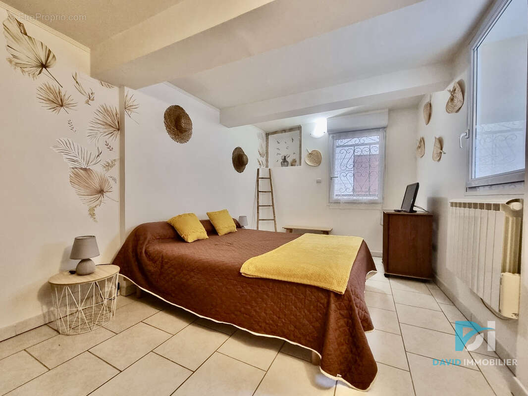 Appartement à POMEROLS