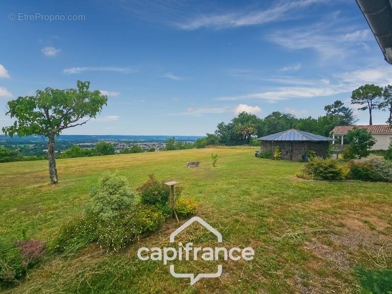 Maison à CASTELCULIER