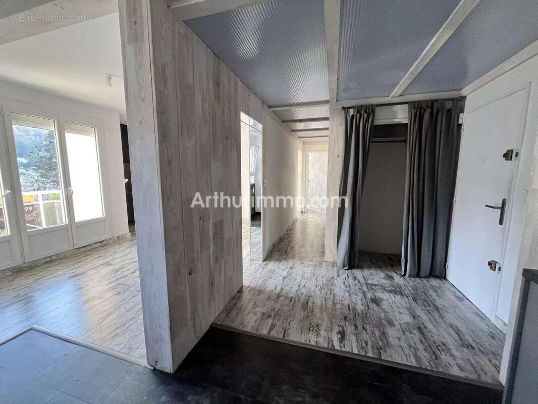 Appartement à LONS-LE-SAUNIER