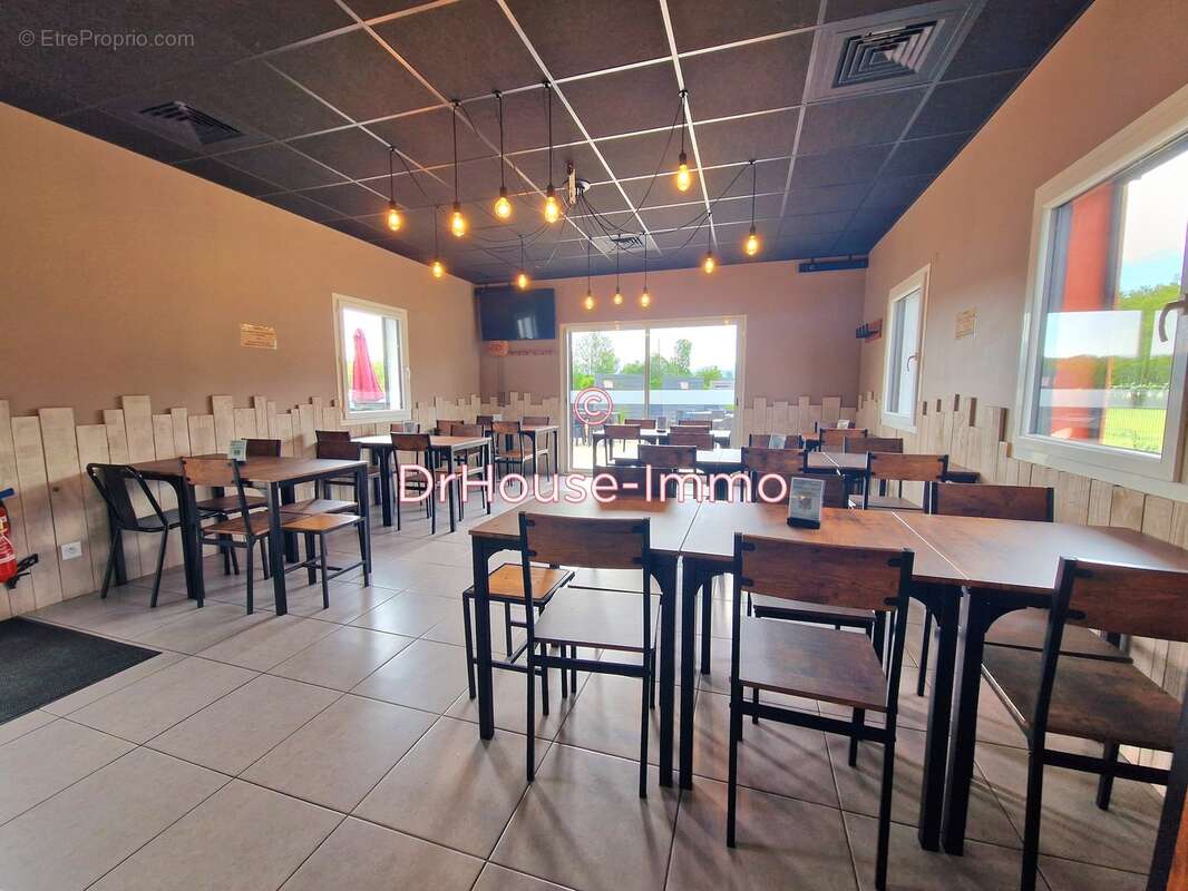 Commerce à CHATILLON-SAINT-JEAN