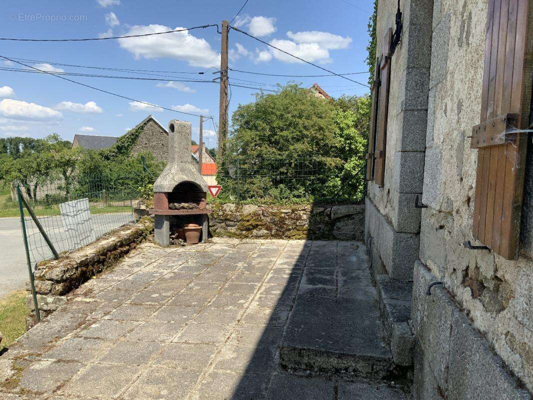 Maison à ROCHES