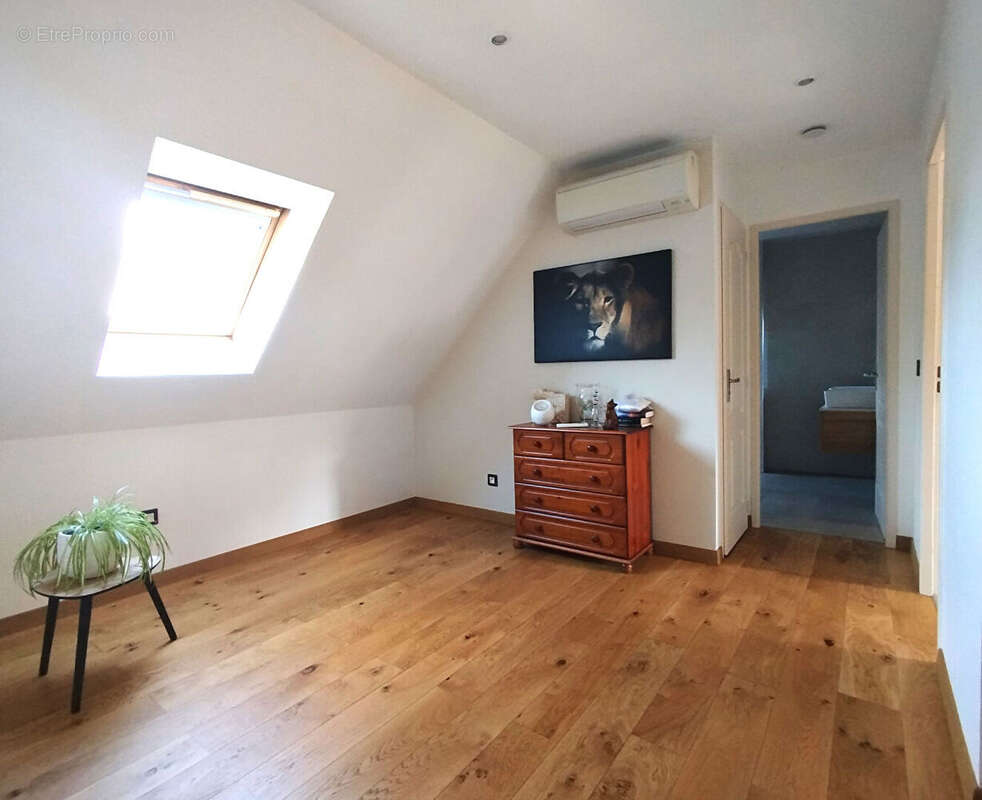 Maison à VILLEMEUX-SUR-EURE