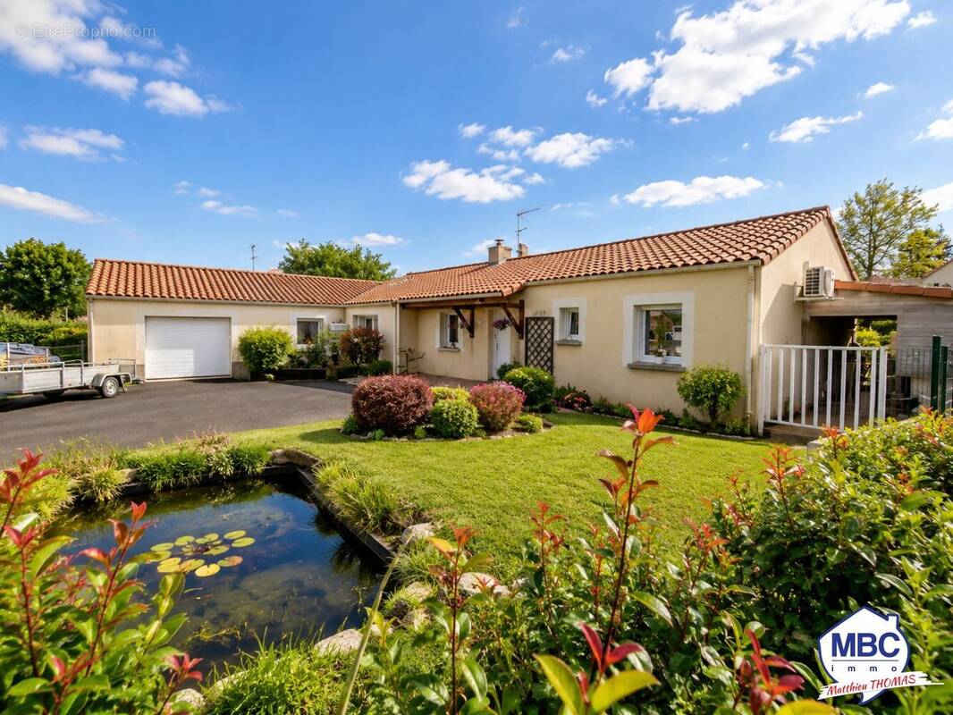 Maison à LE FUILET