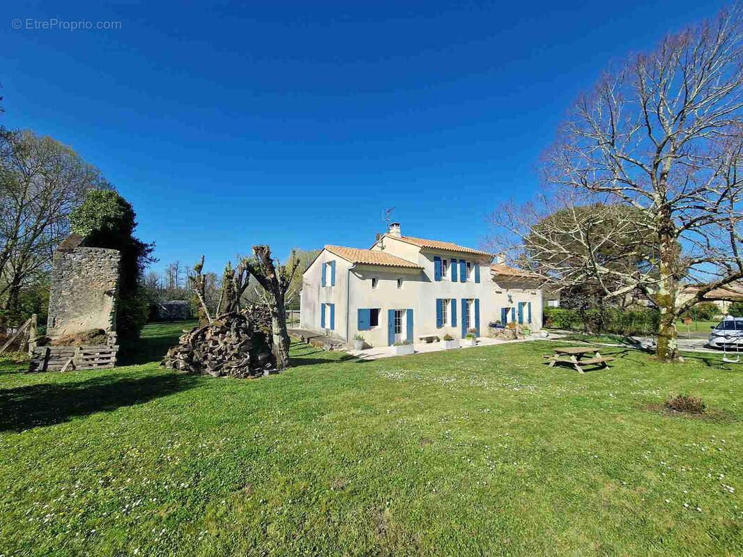 Maison à SAINT-CIERS-SUR-GIRONDE