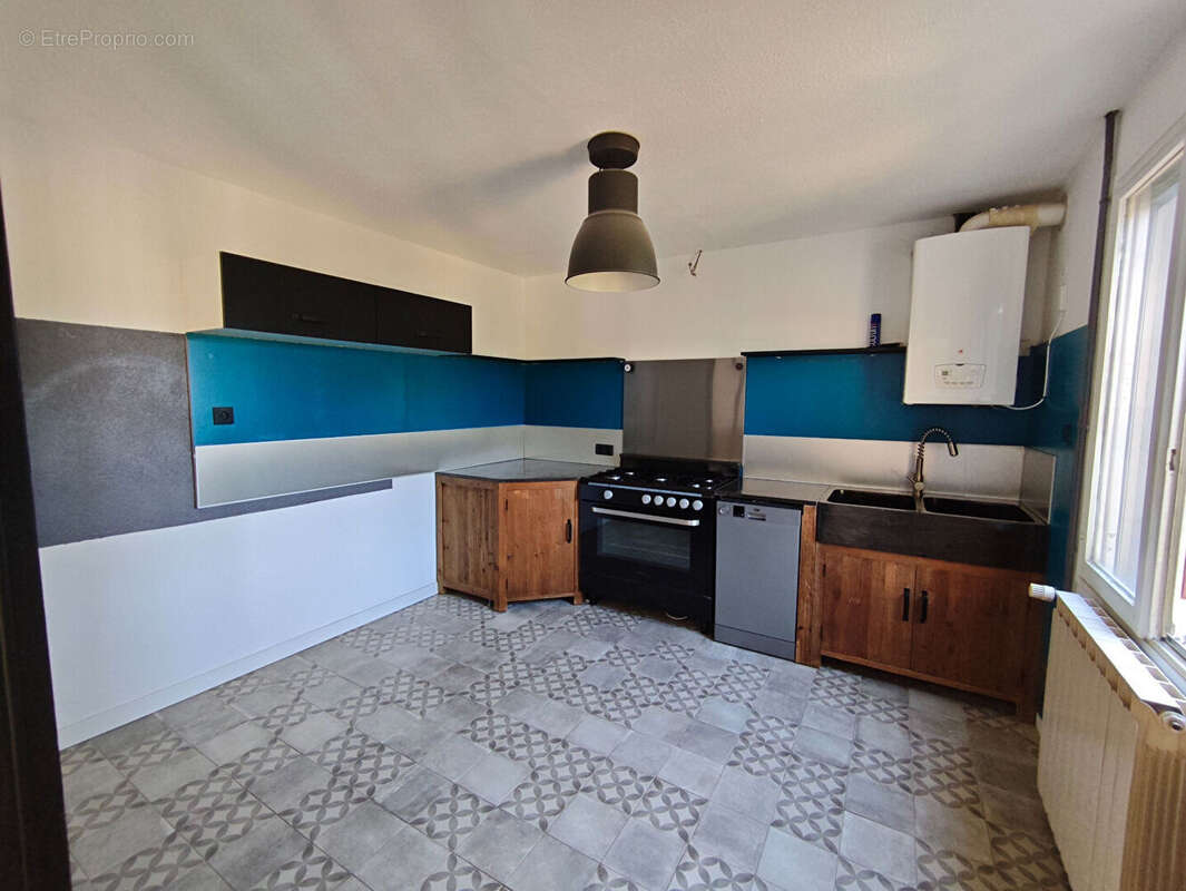 Maison T5 de plain-pied lumineuse sur parcelle de 606 m² - photo 6