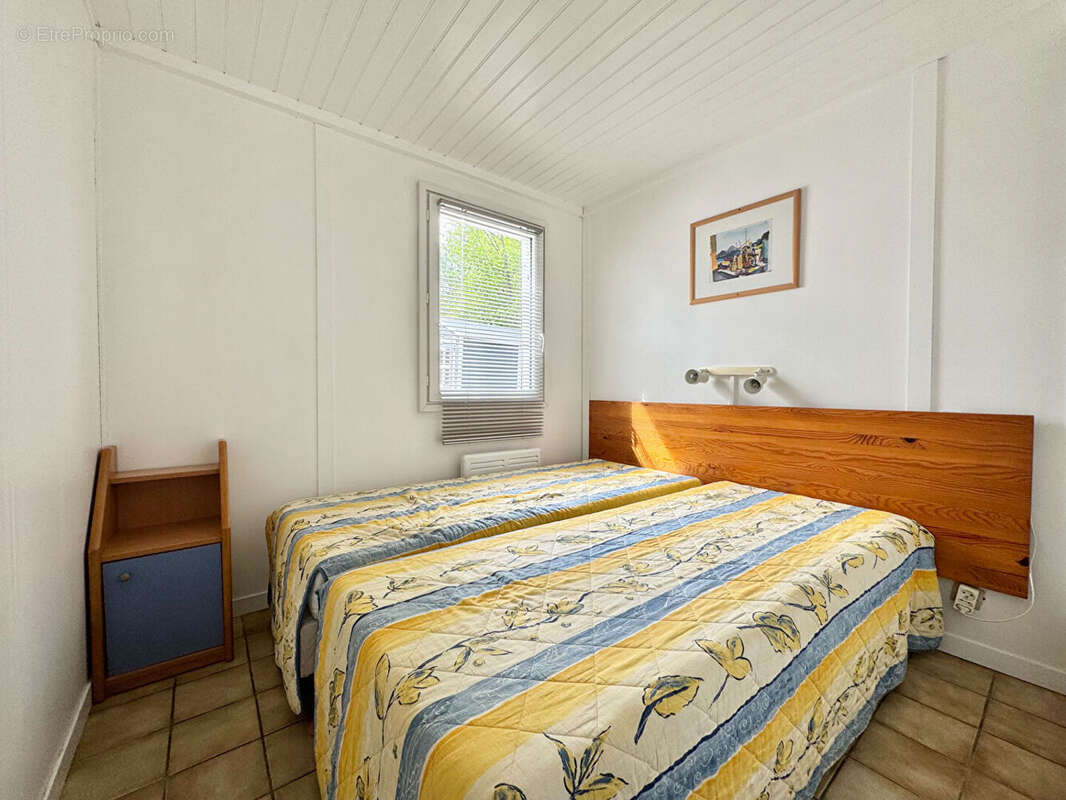 Autre à GUJAN-MESTRAS