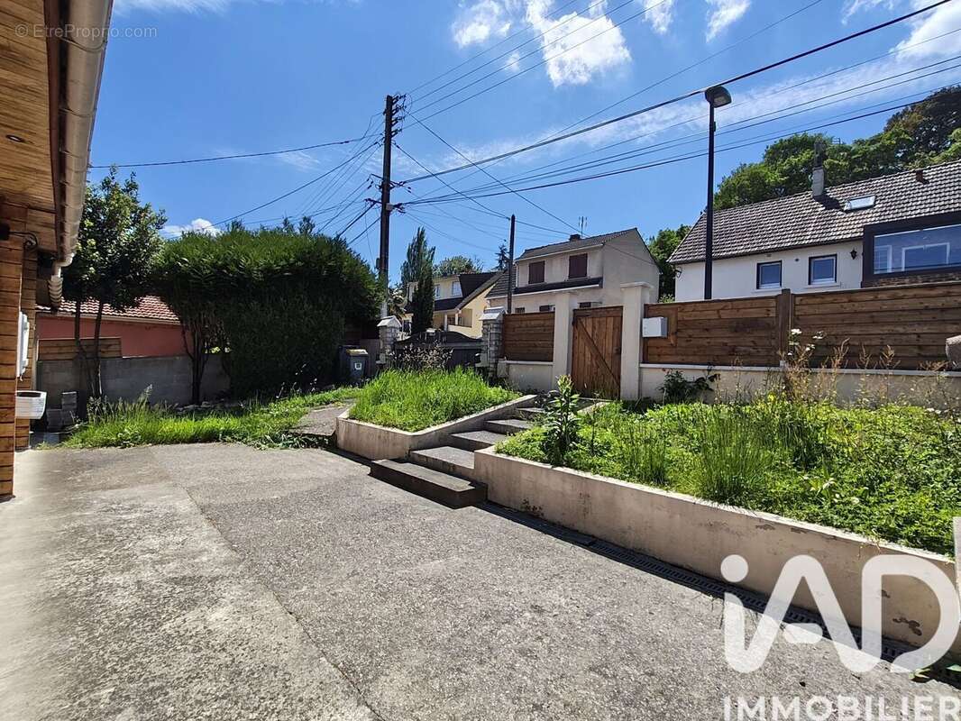 Photo 3 - Autre à MONTFERMEIL