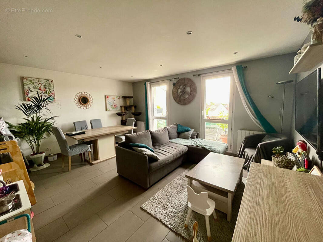 Appartement à SARTROUVILLE