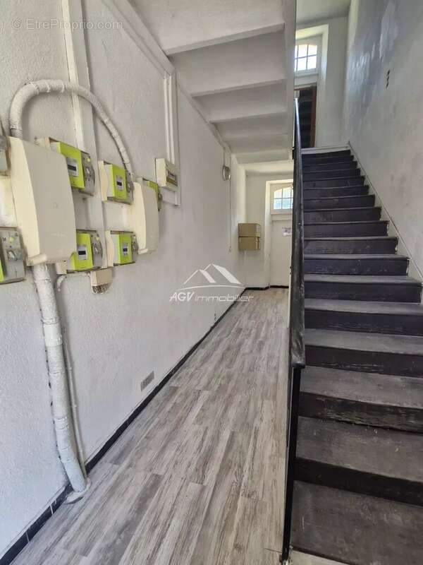 Appartement à MOLIERES-SUR-CEZE