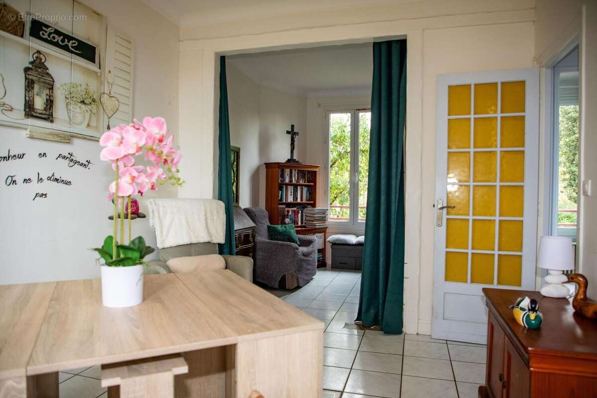 Photo 4 - Maison à SAINT-MARTIN-LA-GARENNE