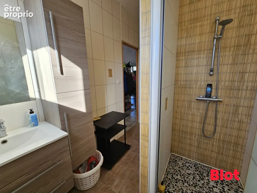 Maison 8 pièces 180 m² à vendre à Fougeres (35300) - photo 8